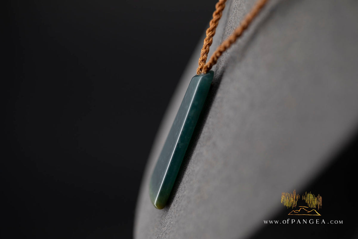 Toki - Guatemalan Olmec Jadeite Necklace || JF1799