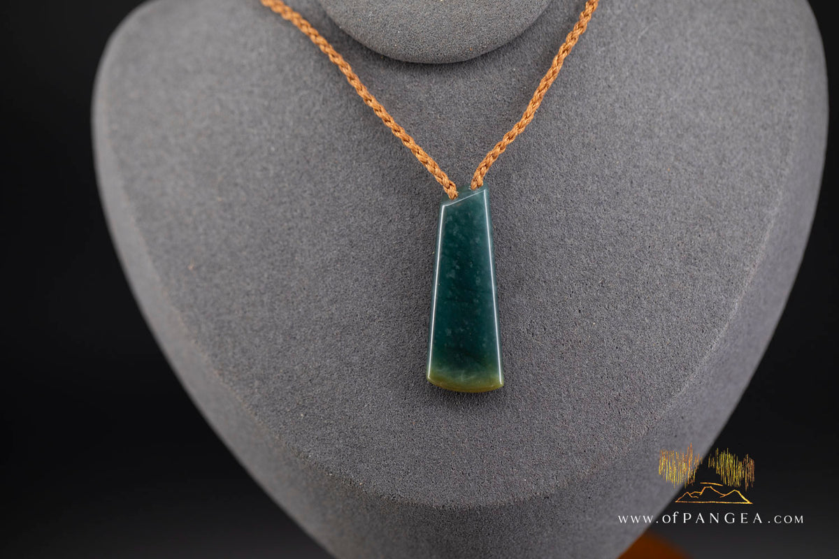 Toki - Guatemalan Olmec Jadeite Necklace || JF1799