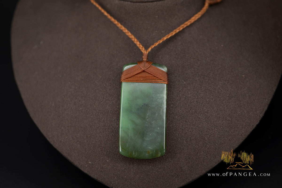 Toki (Adze) Necklace - Siberian Nephrite Jade || JF1840