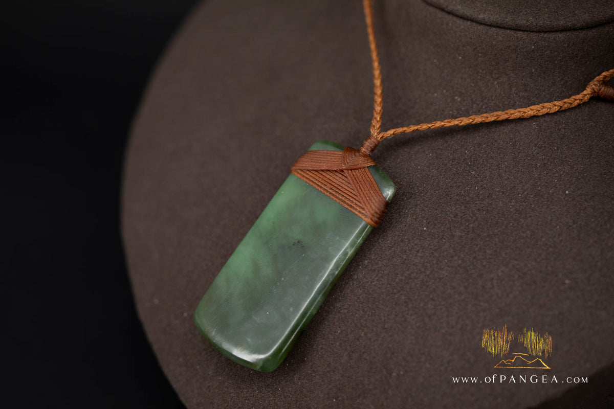 Toki (Adze) Necklace - Siberian Nephrite Jade || JF1840