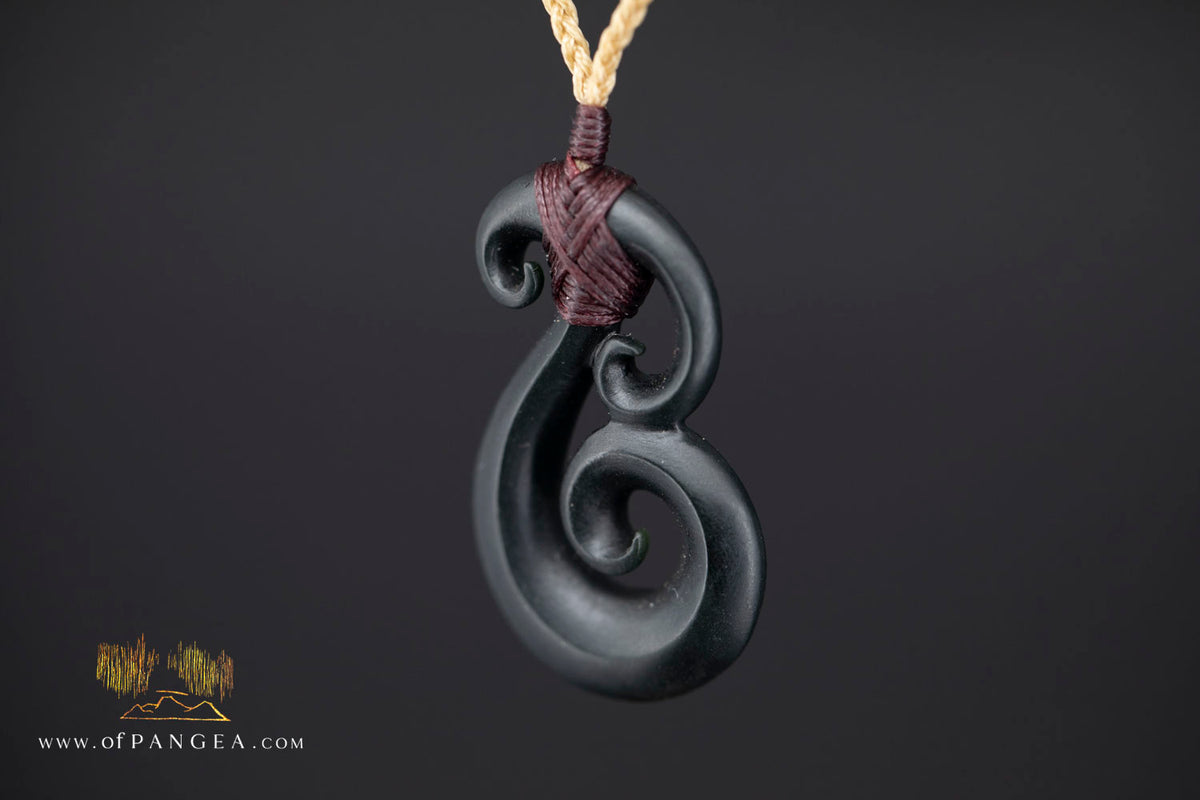 Mangōpare - Australian Black Nephrite Jade - Necklace || JF1869