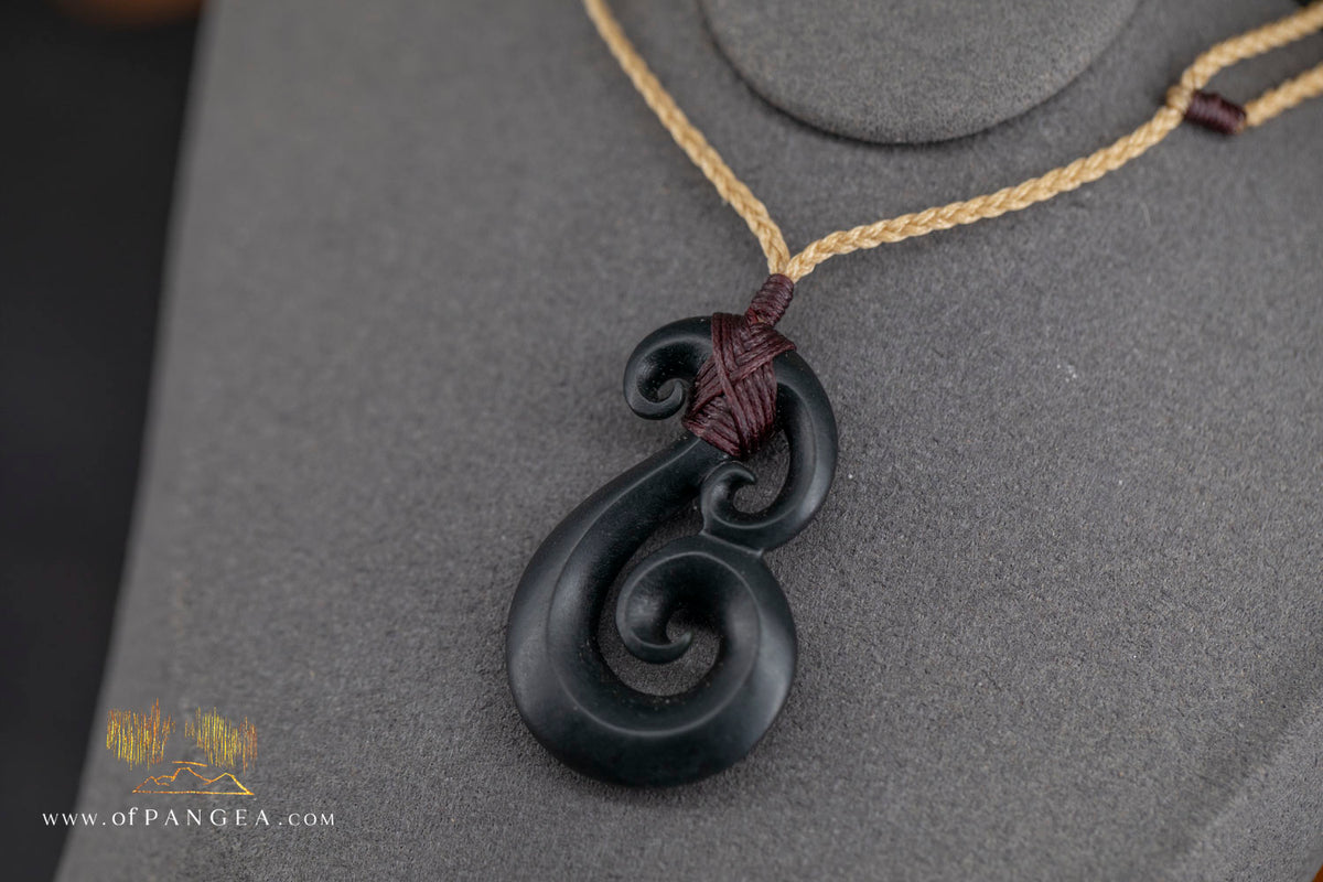 Mangōpare - Australian Black Nephrite Jade - Necklace || JF1869