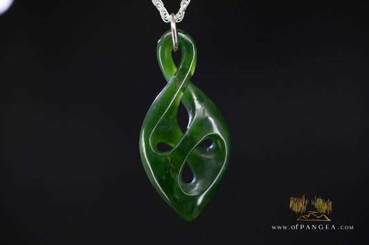 Pikorua  - Large British Columbian Nephrite Jade || JF1971