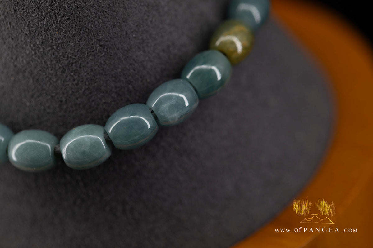 Guatemalan Jadeite Bead Bracelet || JF2039