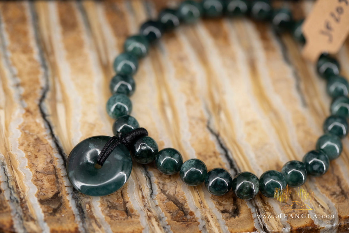 Guatemalan Jadeite Bead and Pi Bracelet || JF2052
