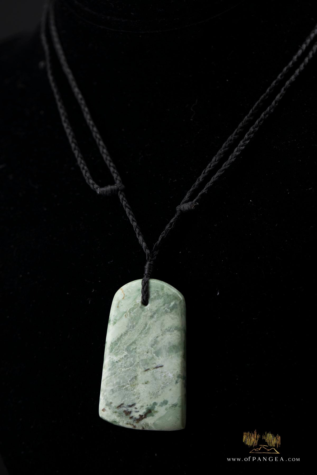 Hei Toki necklace - Inanga pounamu Nephrite Jade - Jade New Zealand || JF504