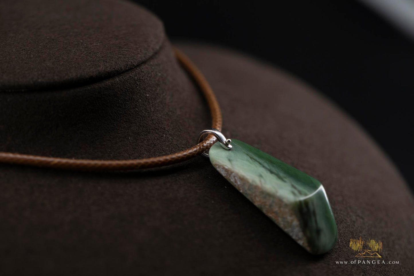 Hei Toki necklace - Inanga & Kahurangi pounamu Nephrite Jade - New Zealand -  Italian leather and sterling silver || JF532