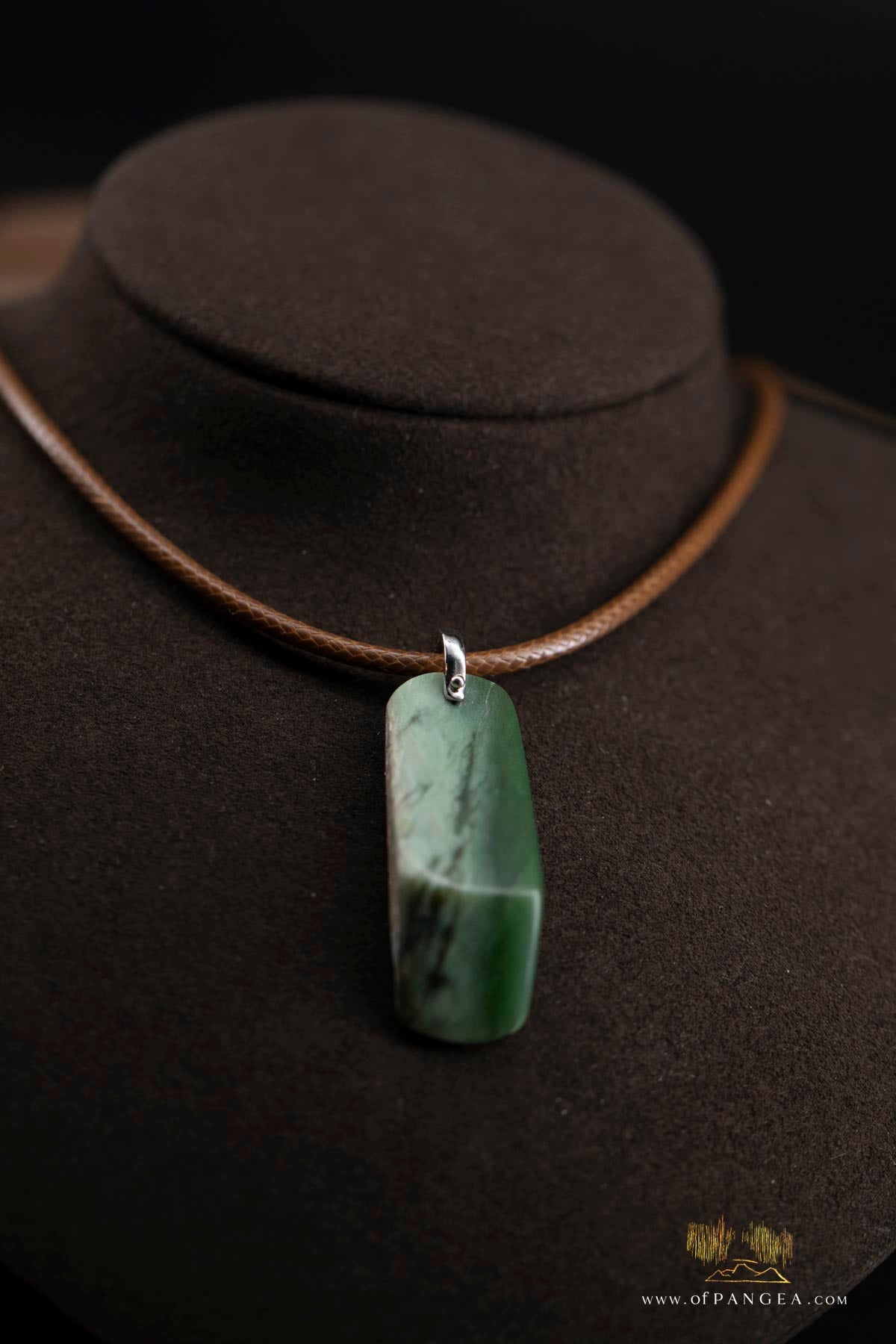 Hei Toki necklace - Inanga & Kahurangi pounamu Nephrite Jade - New Zealand -  Italian leather and sterling silver || JF532