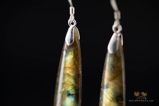 Labradorite AAA Flash teardrop earrings - Sterling Silver || JF657