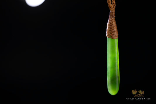Teardrop Roimata - Kahurangi Pounamu Nephrite Jade Necklace || JF673
