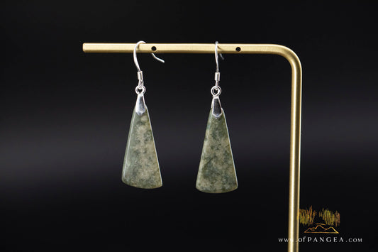 Olive Green Nephrite Jade Trap Earrings - Wyoming -  Italian sterling silver || JF680