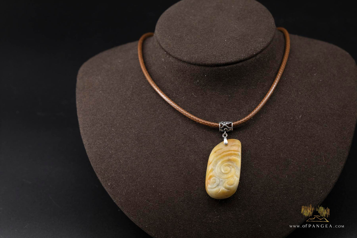 Burmese Jadeite Cloud Pendant and Leather Sterling Silver Necklace || JF698