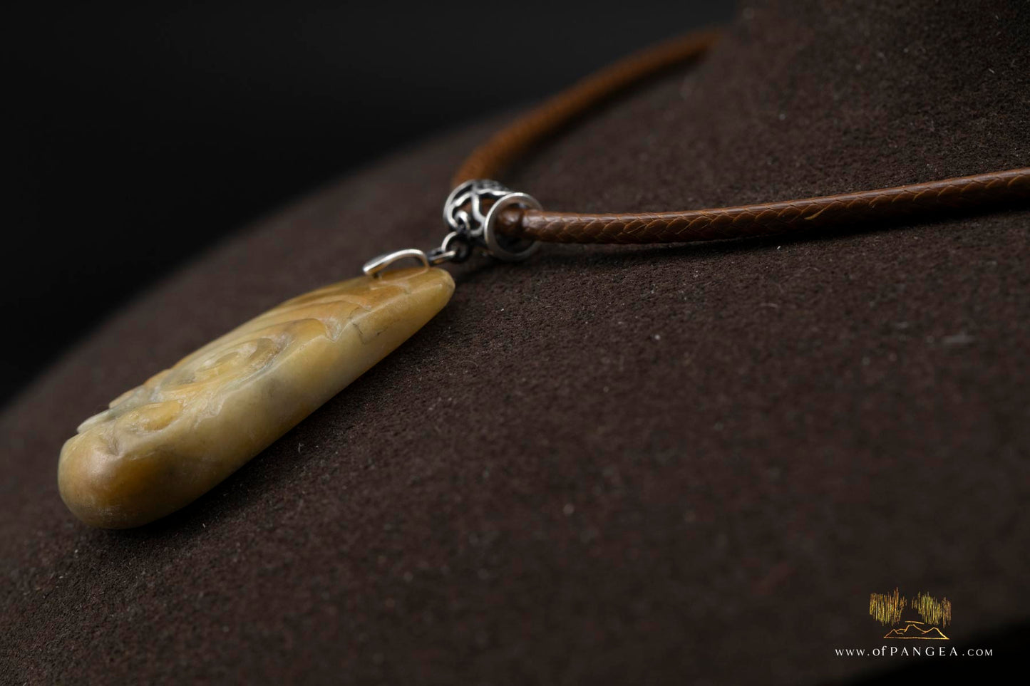 Burmese Jadeite Cloud Pendant and Leather Sterling Silver Necklace || JF698
