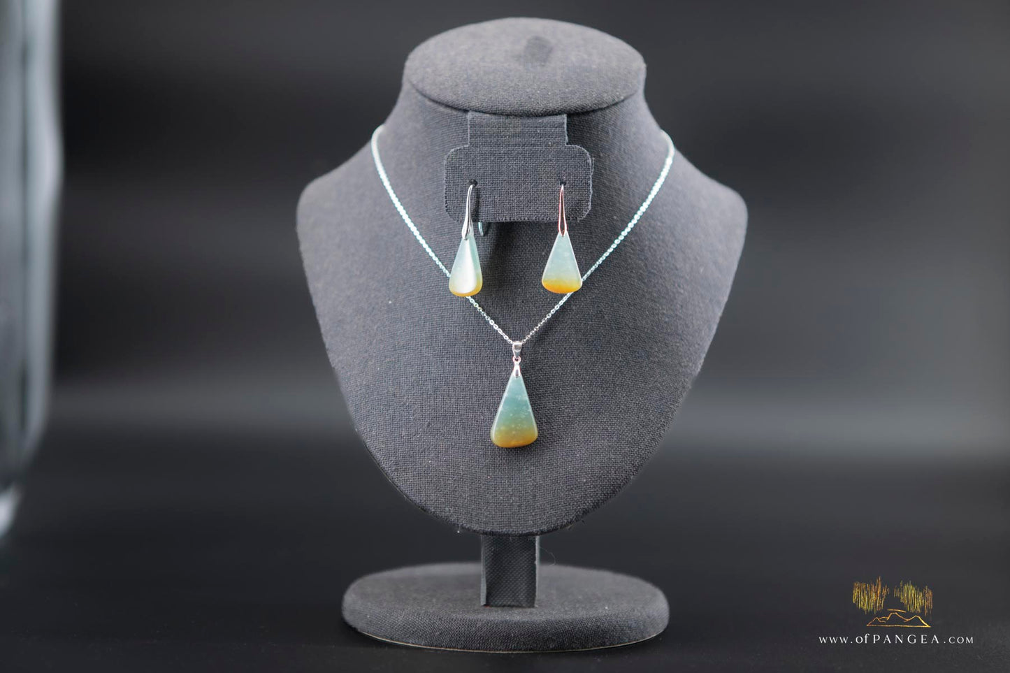 Guatemalan Princesa Jadeite Necklace and Earring Set - Sterling Silver