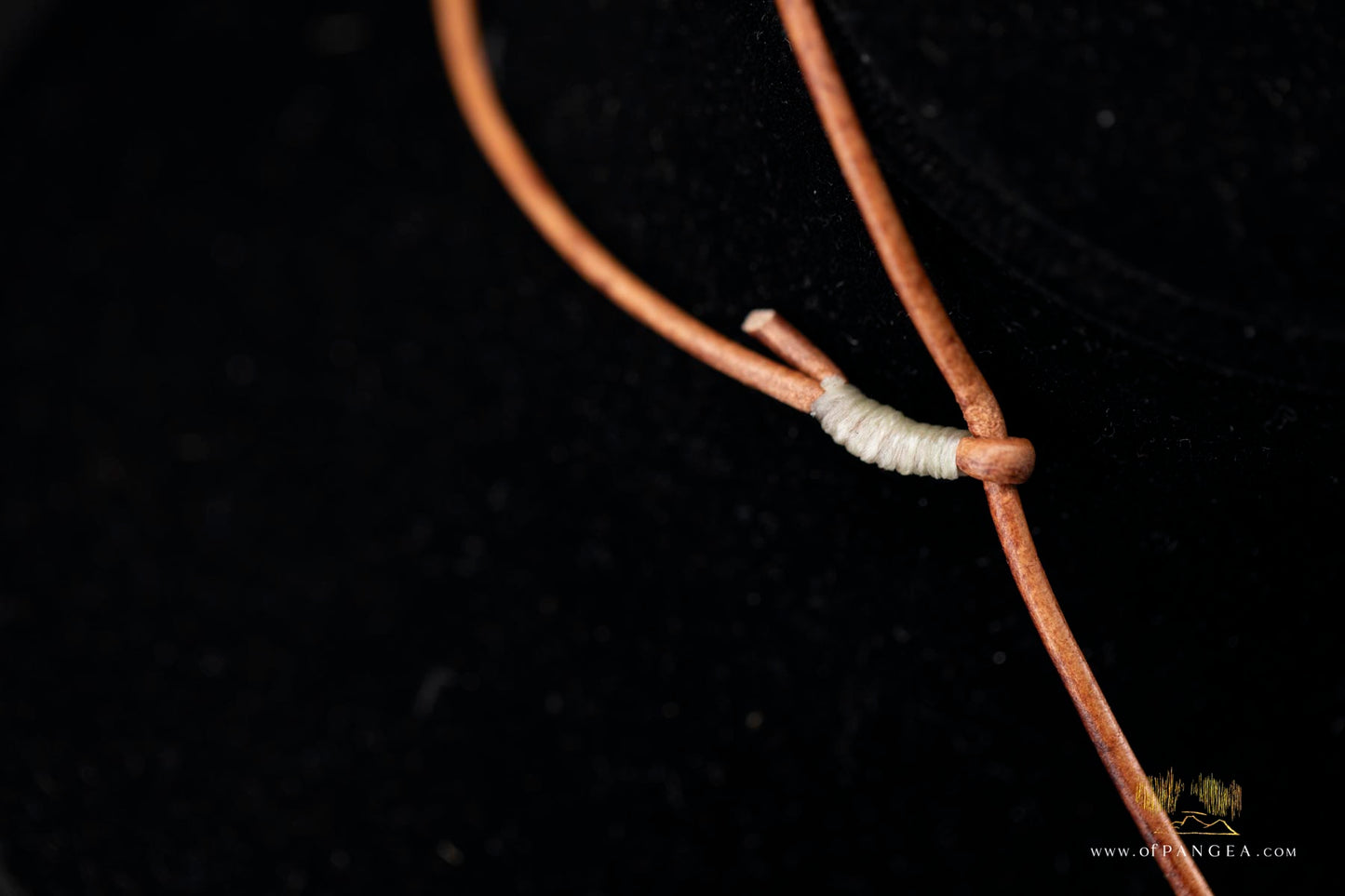 Carnelian Donut Necklace - Italian Leather round cord || JF743