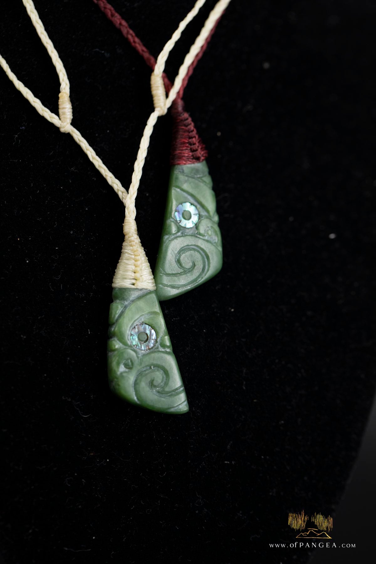 hei Tiki Wheku necklace (JF745 white) - Nephrite Jade - Abalone Paua eye - Kahurangi Pounamu - New Zealand