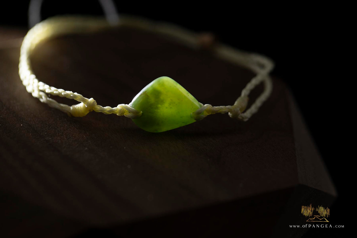 Wyoming Green Apple Nephrite Jade - Bracelet || JF803