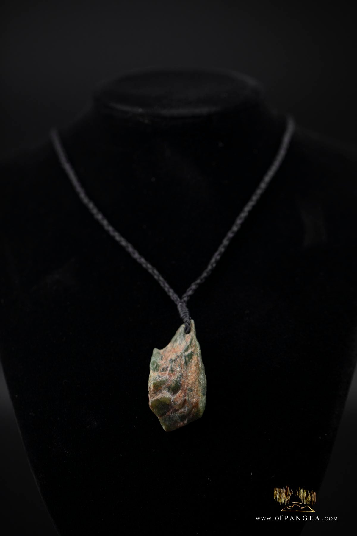 Wyoming Jade Wind Slick Necklace - Green Apple Nephrite Jade || JF870