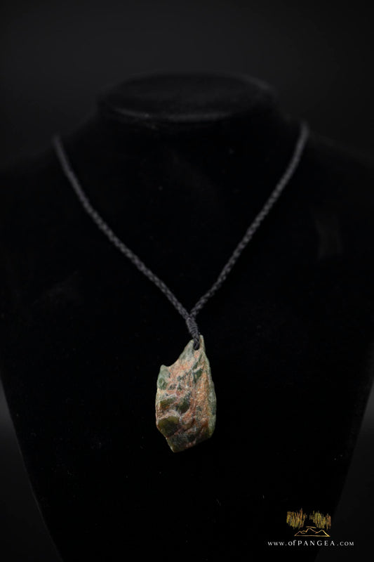 Wyoming Jade Slick Necklace - Green Apple Nephrite Jade || JF870