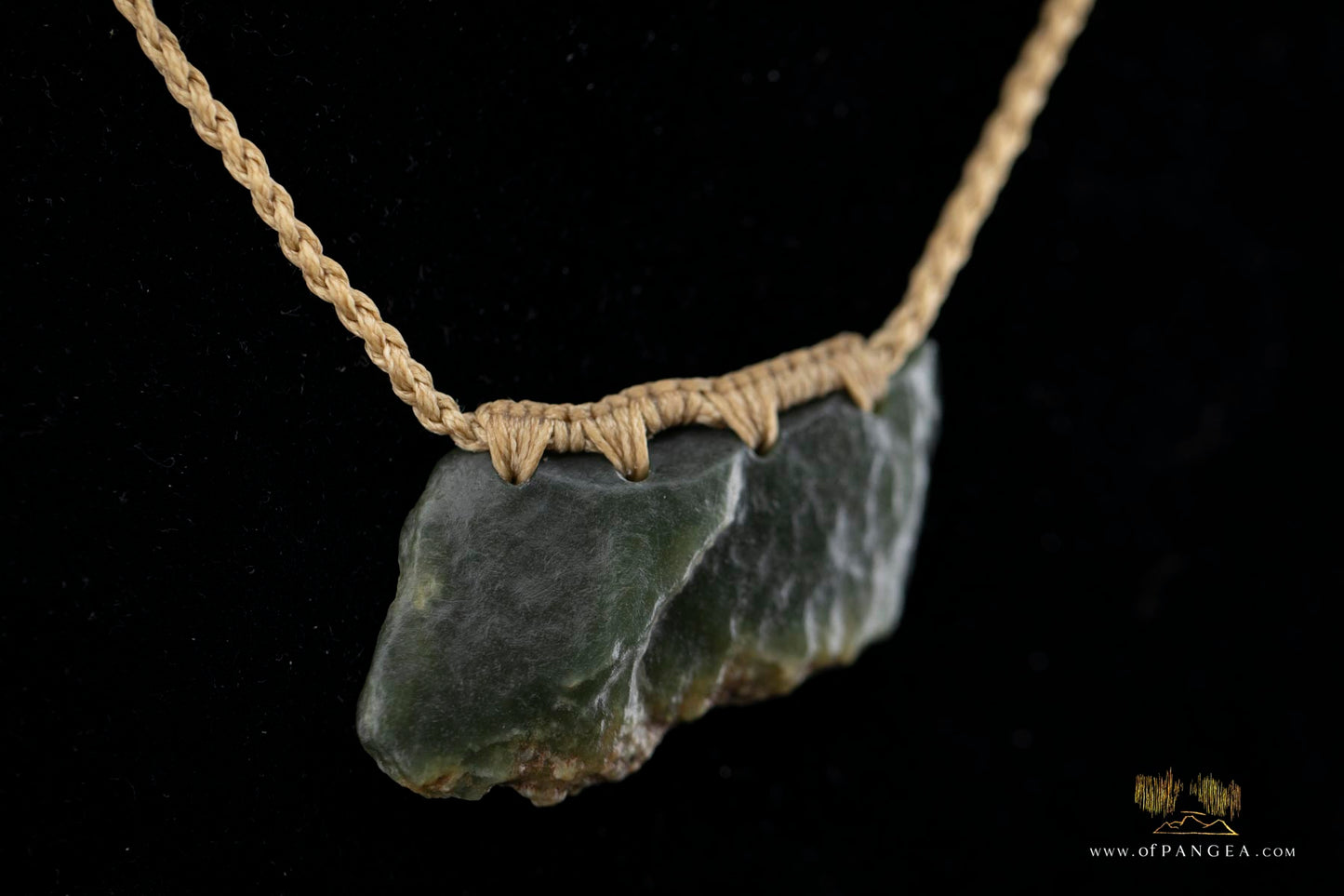 Wyoming Jade Slick Necklace - Green Apple Nephrite Jade || JF877