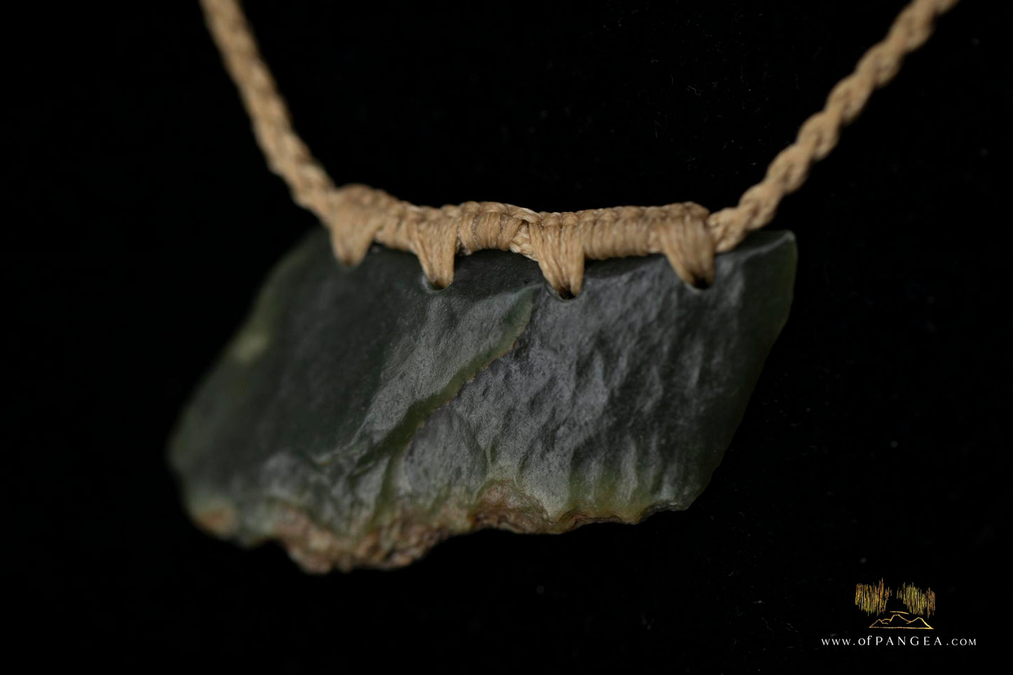 Wyoming Jade Slick Necklace - Green Apple Nephrite Jade || JF877