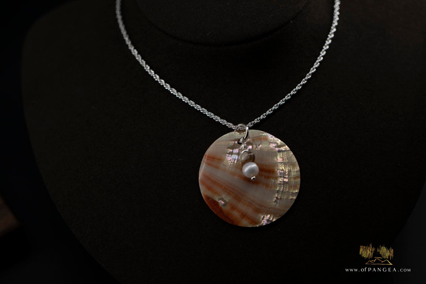 Red Abalone Circle (Mother of Pearl) Necklace - AAA Pearl, Abalone bead, 1.35mm Italian sterling silver rope chain 20inch || JF889