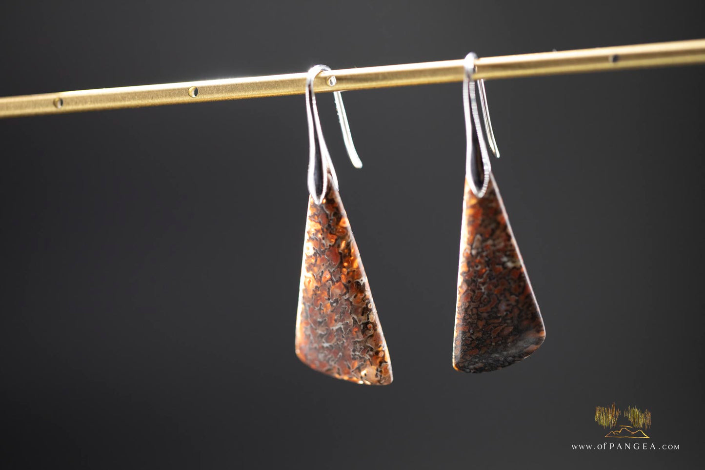 Dinosaur Gembone earrings - 0.925 sterling silver || JF935