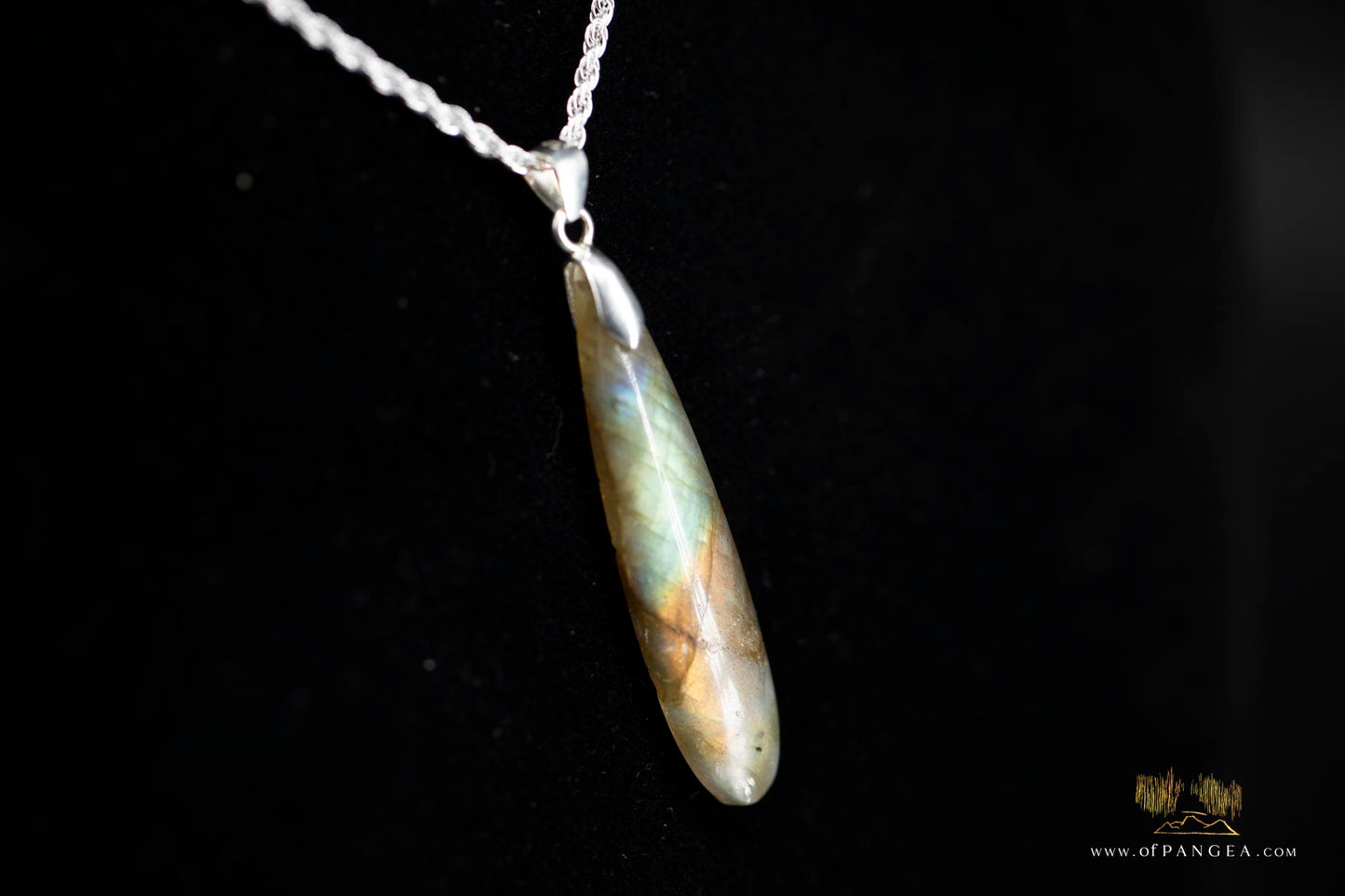 Labradorite Flash tear drop pendant - 0.925 Italian Sterling Silver rope chain || JF945