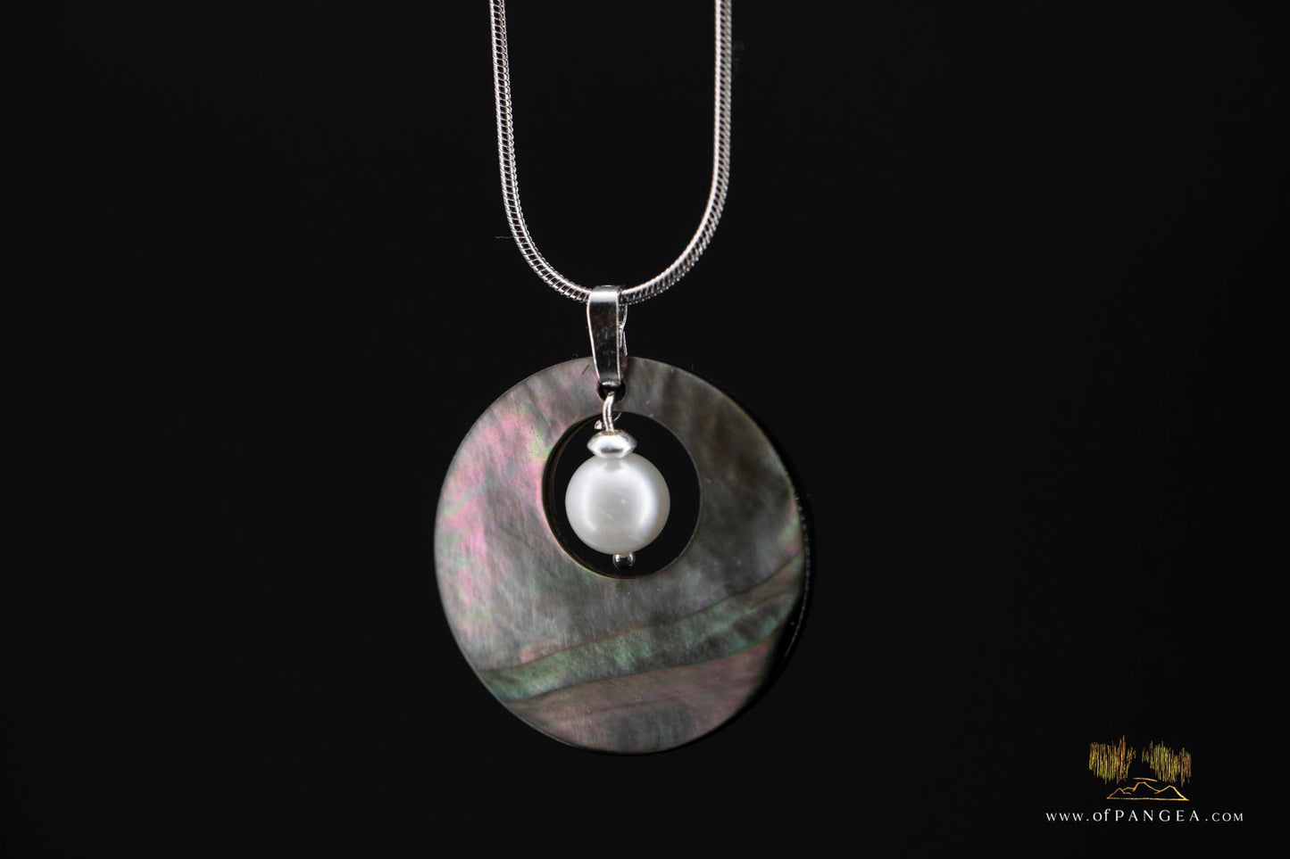 Tahitian Black-Lipped Mother of Pearl Window disc - AAA- pearl Necklace - sterling silver || JF952