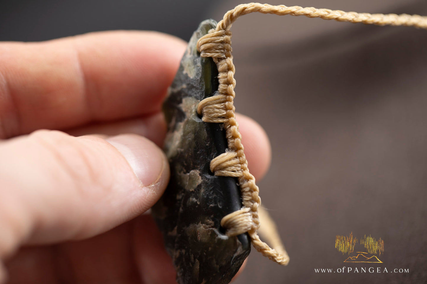 Wyoming Jade Slick Necklace - Green Nephrite Jade || JF980
