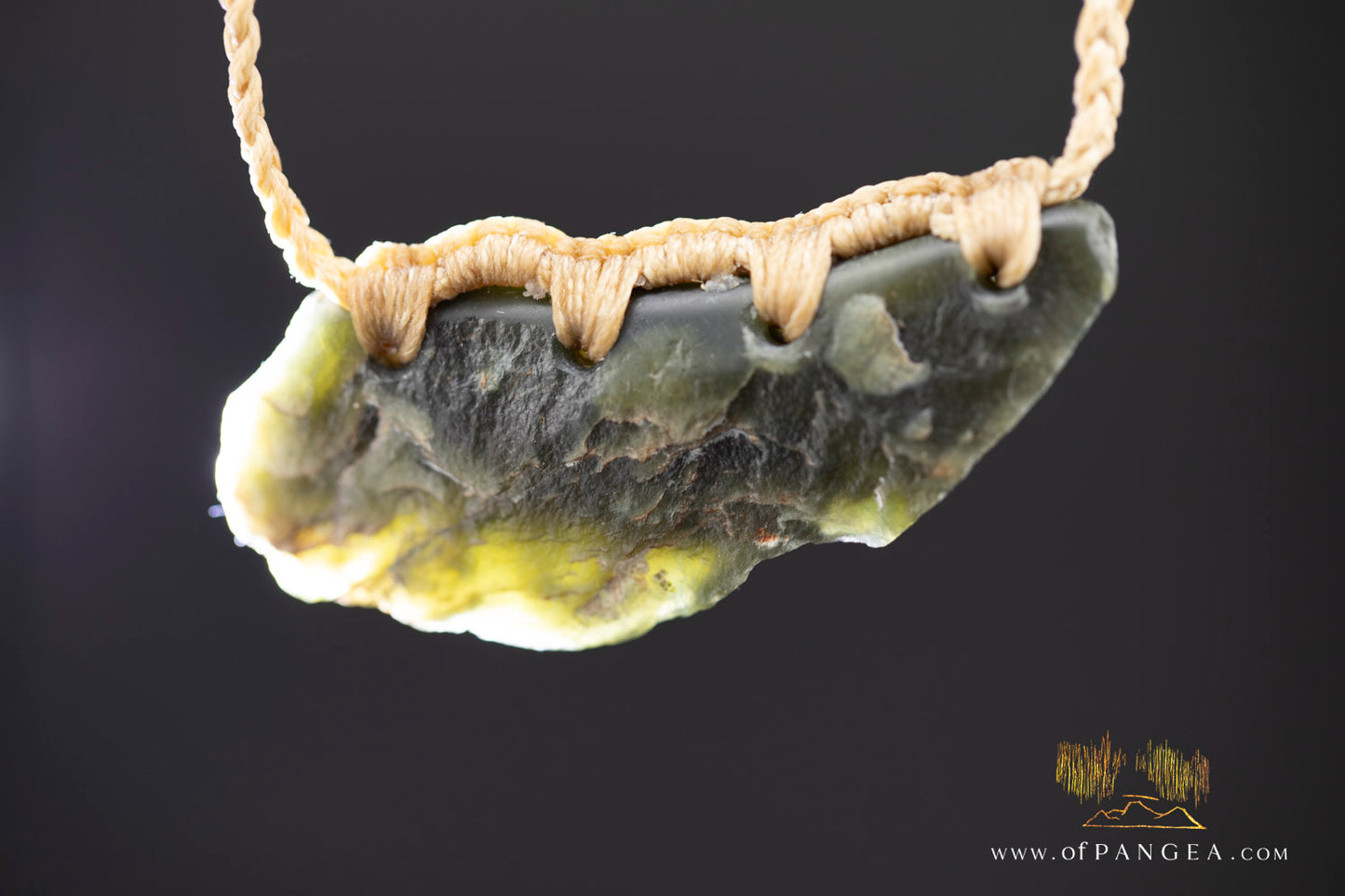 Wyoming Jade Slick Necklace - Green Nephrite Jade || JF980