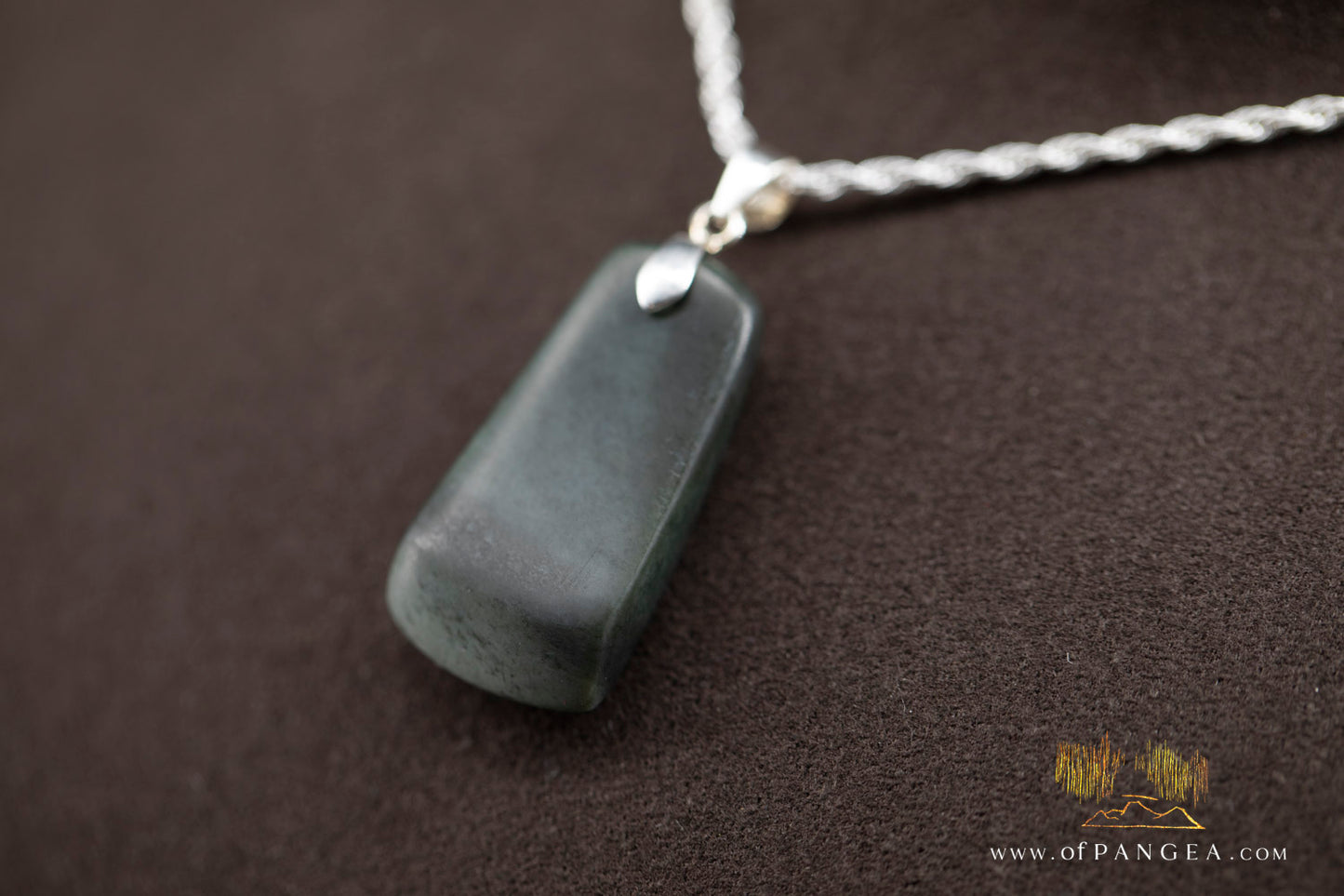 Toki necklace - Olive Green Nephrite Jade - Wyoming -  Italian sterling silver || JF994