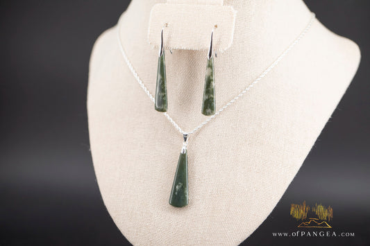 Cherry Blossom Nephrite Jade Toki Necklace and Earring Set - Wyoming -  Italian sterling silver || JF995