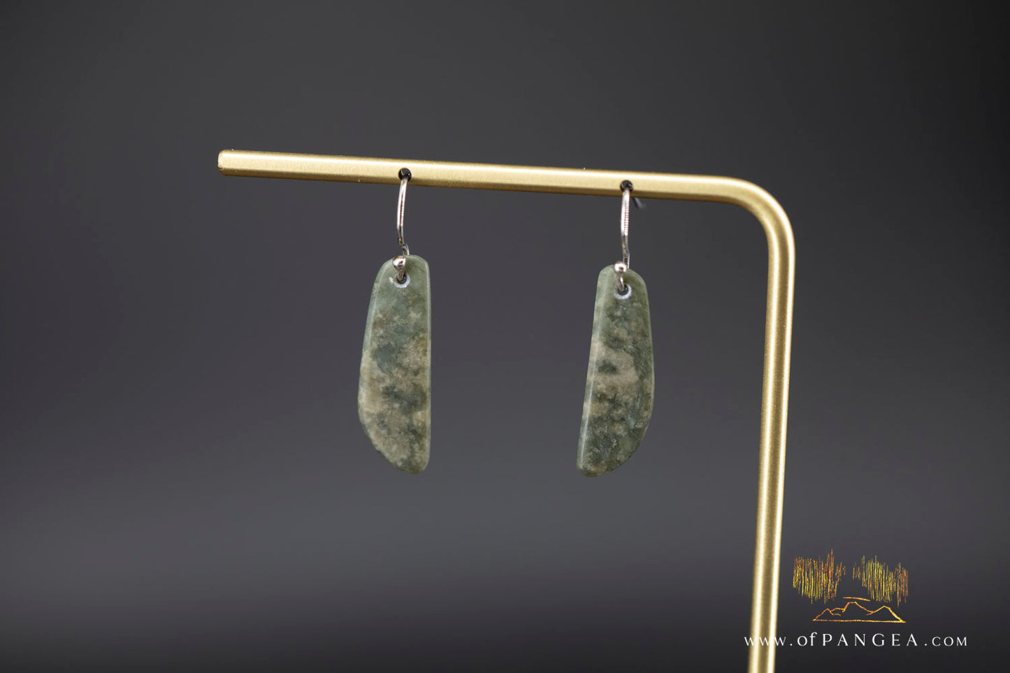 Olive Green Flower Nephrite Jade Earrings - Wyoming -  Italian sterling silver || JF999