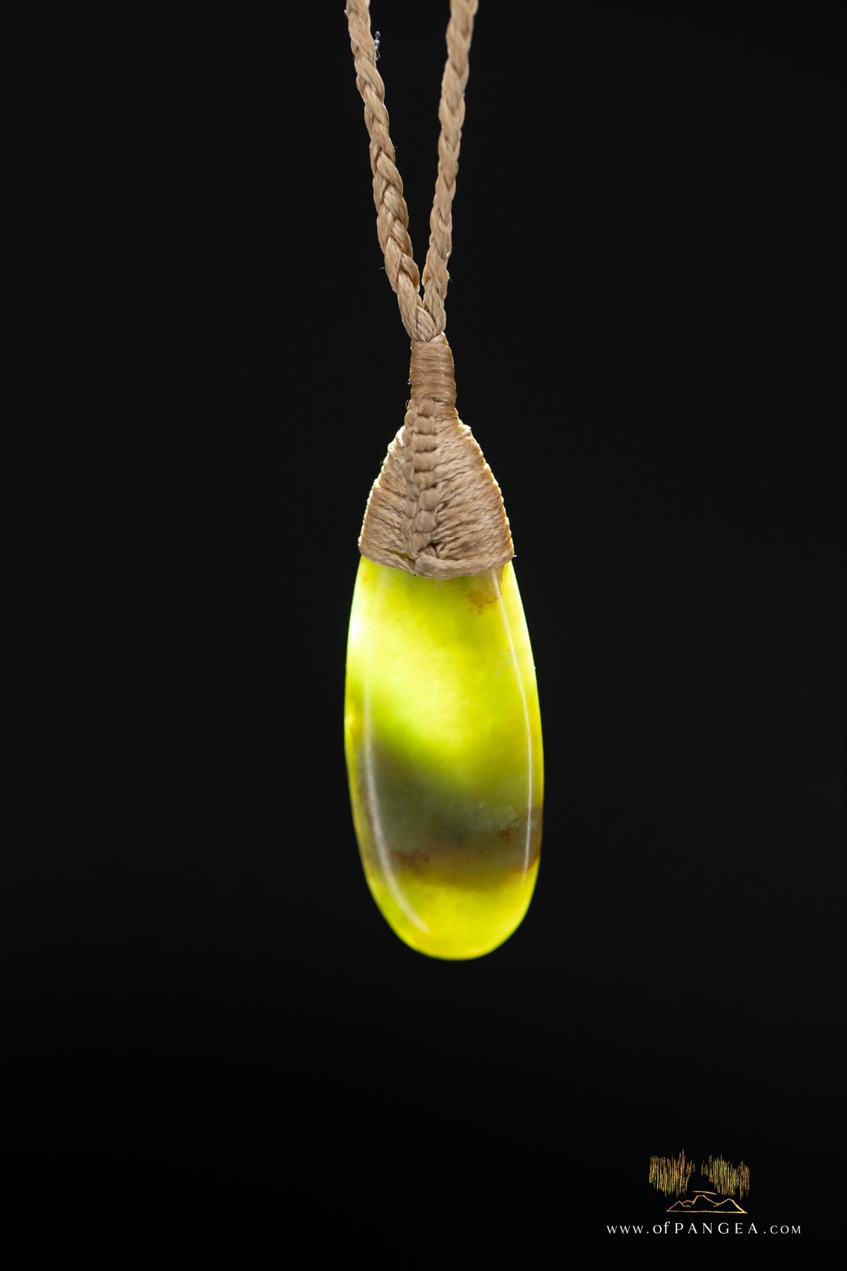 Roimata Teardrop necklace -Putiputi pounamu 'flower' Nephrite Jade - Jade New Zealand