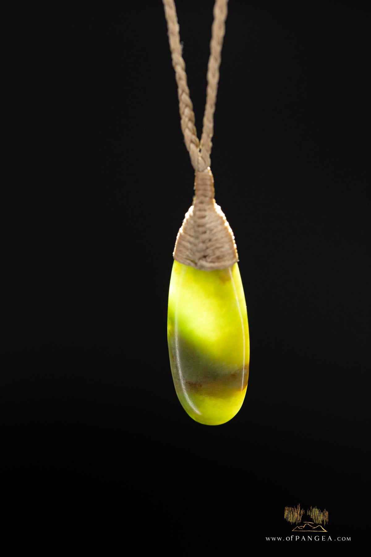 Roimata Teardrop necklace -Putiputi pounamu 'flower' Nephrite Jade - Jade New Zealand
