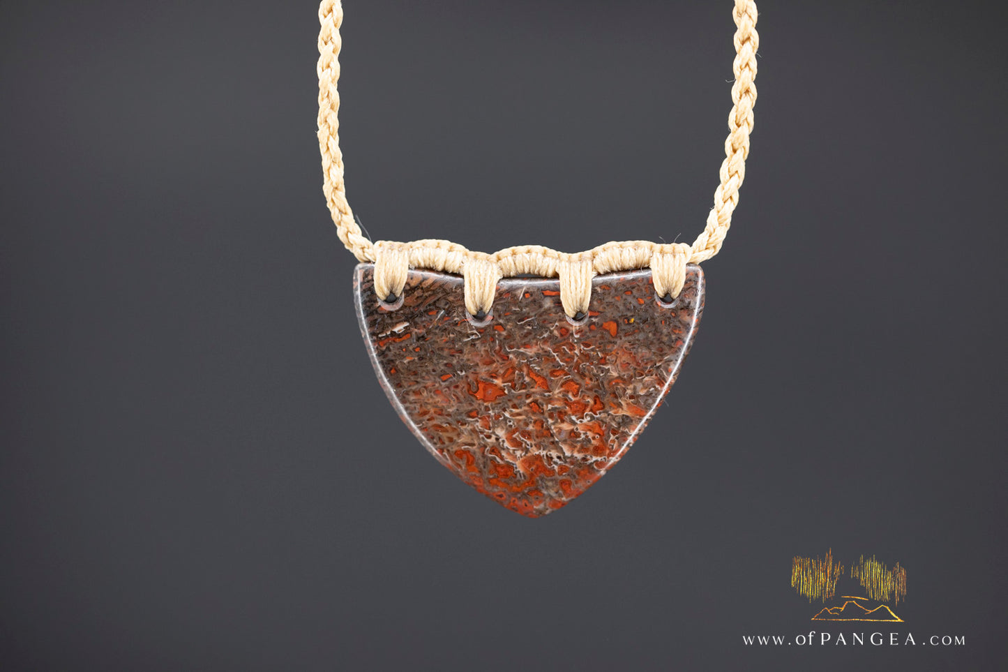 Dinosaur gembone necklace (Large)