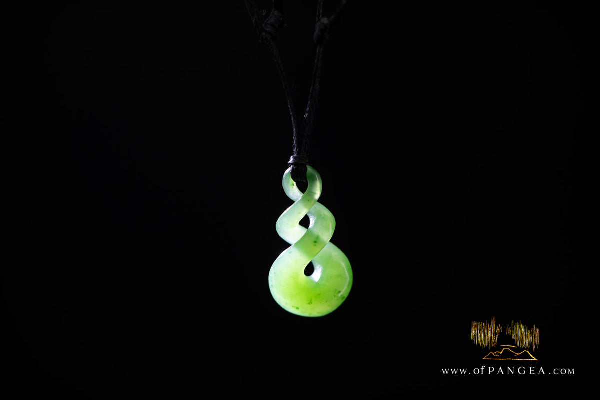 Pikorua Twist Necklace || Small || British Columbian Nephrite Jade
