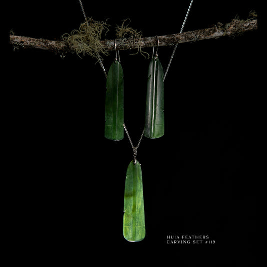 Huai Feather Necklace and Earring Set - Nephrite Jade Carving - Kahotea Pounamu